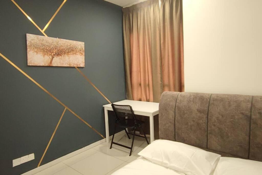 Hzb301-Selfcheck-In-Wi-Fi- Netflix- Parking- Pool-2 Bedroom- Klia, 7099 Sepang Extérieur photo