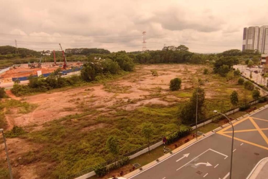 Hzb301-Selfcheck-In-Wi-Fi- Netflix- Parking- Pool-2 Bedroom- Klia, 7099 Sepang Extérieur photo